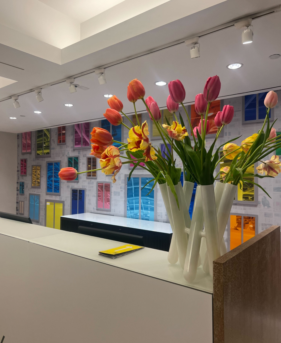 Office Reception flowers in Dubai